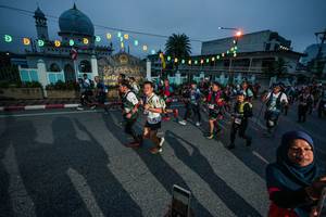 BIB: 
                            <button type="button" onclick="openModal(26233111)" class="btn btn-primary btn-sm float-right btn-popup" data-toggle="modal" data-target=".modal-high-quality">
                        <i class="fas fa-shopping-cart"></i> Add to Cart
                    </button>
                                            <button type="button" onclick="isThisMe(26233111, true)" class="btn btn-success btn-sm float-right btn-popup btn-isme hidden" data-toggle="tooltip" data-placement="bottom" title="นี่คือรูปของคุณใช่ไหม คลิกที่นี่เพื่อเอาเข้าอัลบั้ม">
                        <i class="fas fa-plus"></i> Add to album
                    </button>
                    <button type="button" onclick="isThisMe(26233111, false)" class="btn btn-warning btn-sm float-right btn-popup btn-isnotme hidden">
                        <i class="fas fa-ban"></i> Remove from album
                    </button>